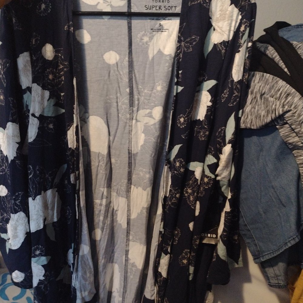 Plus size floral cardigan